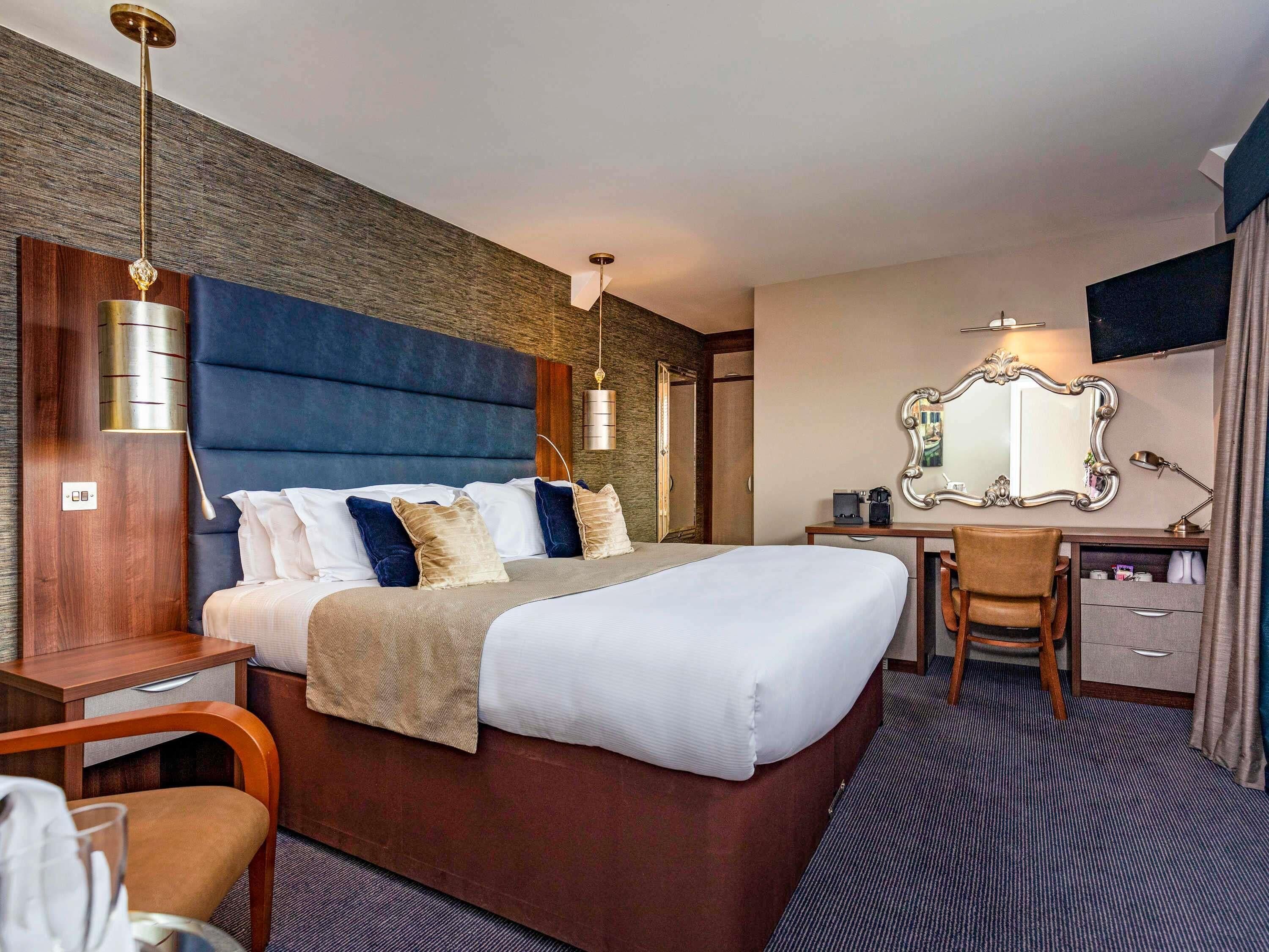 Ropa de cama de alta calidad, cubrecamas y colchones con pillow-top 