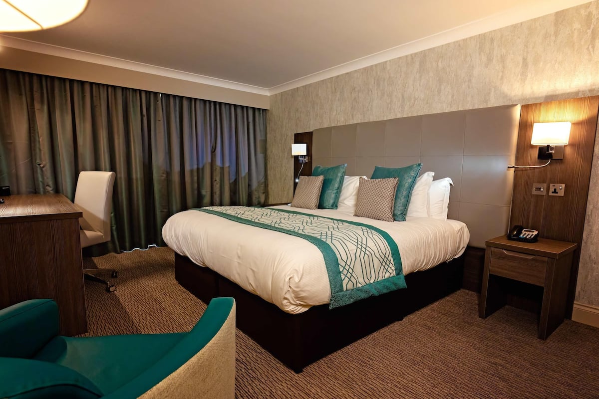 Premium bedding, down duvets, pillow-top beds, in-room safe
