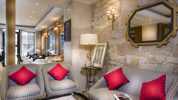 Sala de estar en el lobby