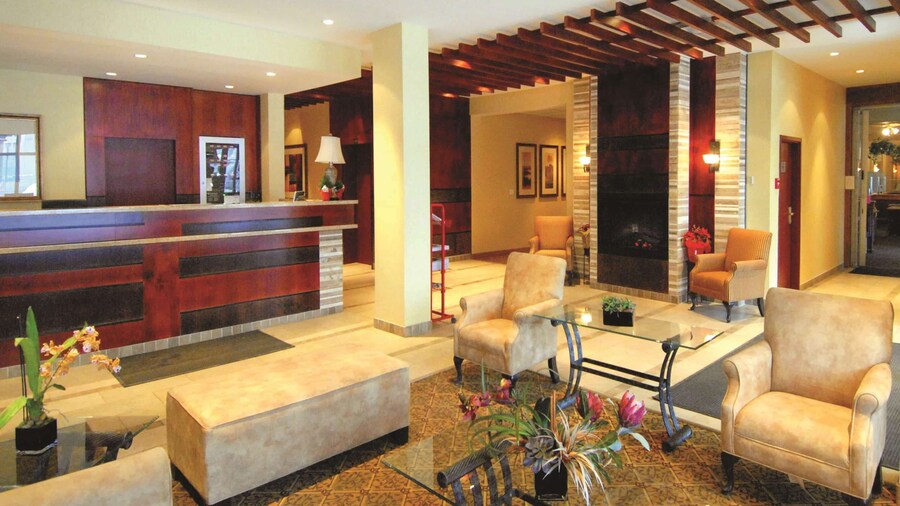 Days Inn by Wyndham Edmonton Downtown