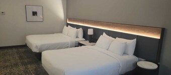 The Plaza Hotel Columbus at Capitol Square