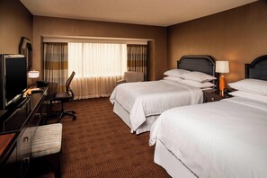 Premium bedding, in-room safe, desk, blackout drapes