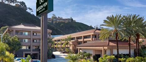 Fachada de la propiedad