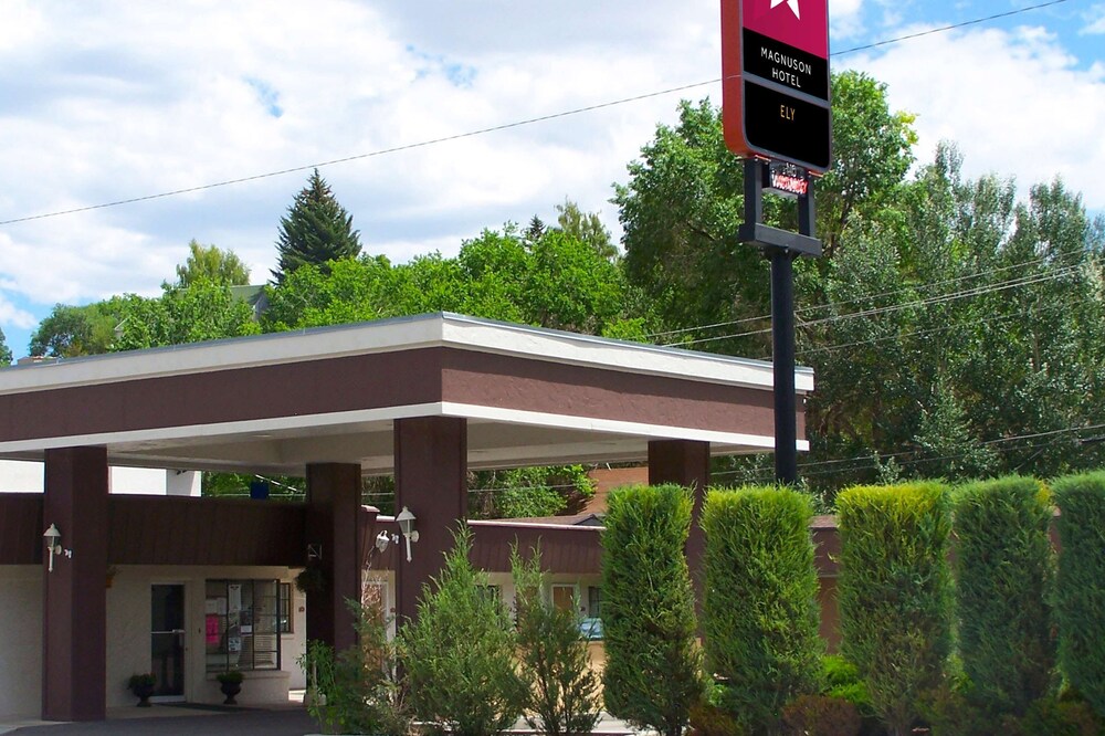 Magnuson Hotel Ely