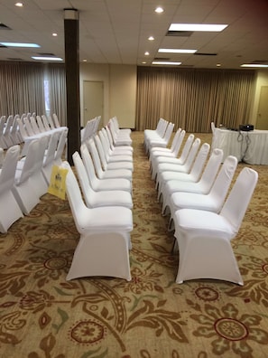 Meeting facility