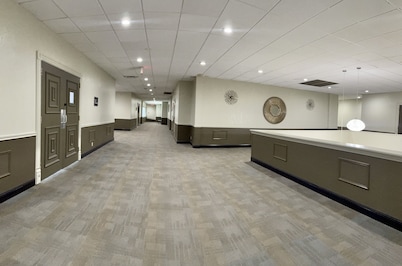 Comancheria Hotel & Convention Center
