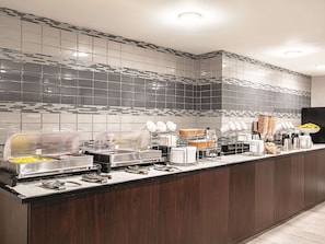 Petit déjeuner buffet compris tous les jours
