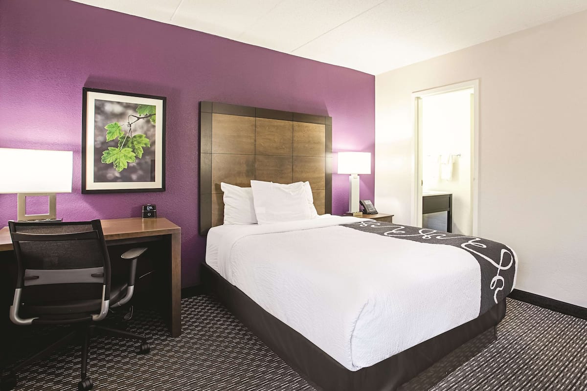 Chambre, 1 grand lit, non-fumeur