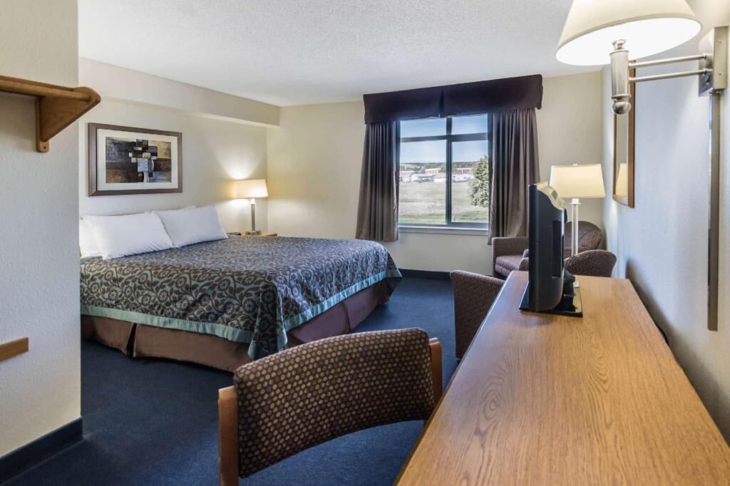 In-room safe, desk, soundproofing, iron/ironing board