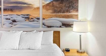 Days Inn by Wyndham Great Falls