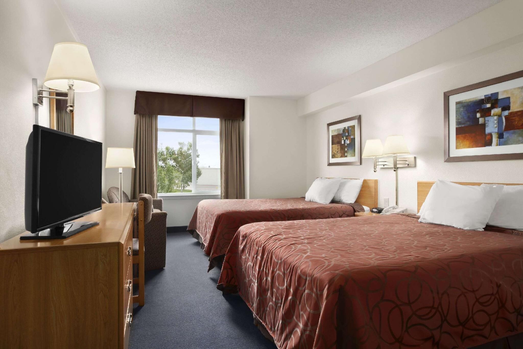 In-room safe, desk, soundproofing, iron/ironing board