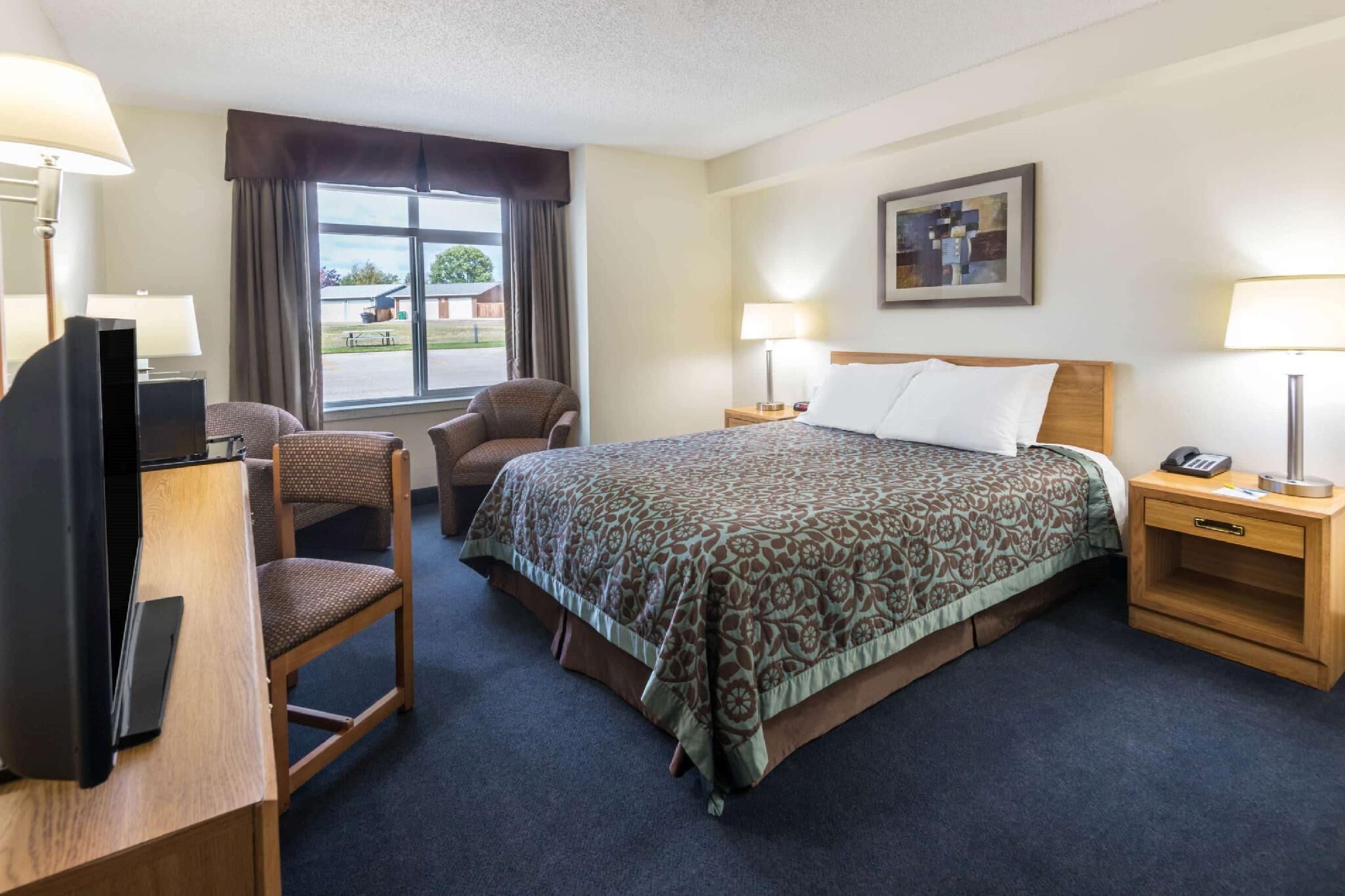 In-room safe, desk, soundproofing, iron/ironing board