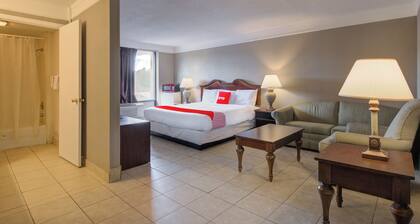 OYO Hotel Douglas GA US-441