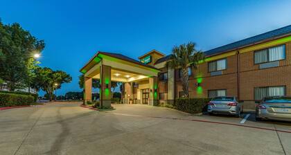 Quality Inn West Plano - Dallas