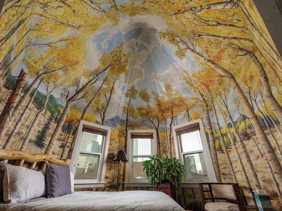 Aspen | Desk, iron/ironing board, free WiFi, bed sheets