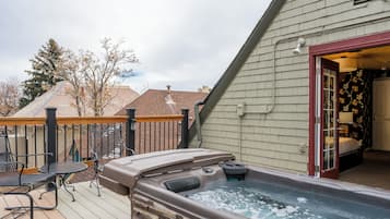 Quarto | Banheira de hidromassagem particular