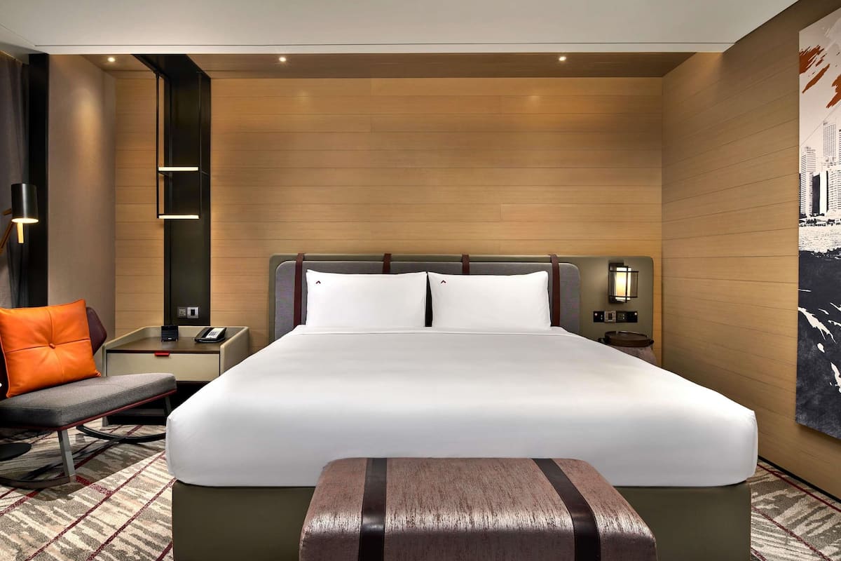 1 bedroom, in-room safe, desk, laptop workspace