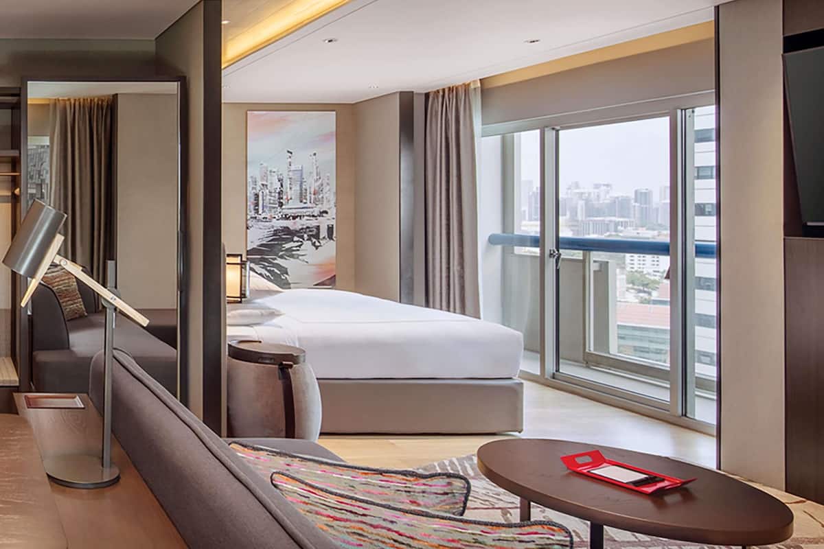 1 bedroom, in-room safe, desk, laptop workspace