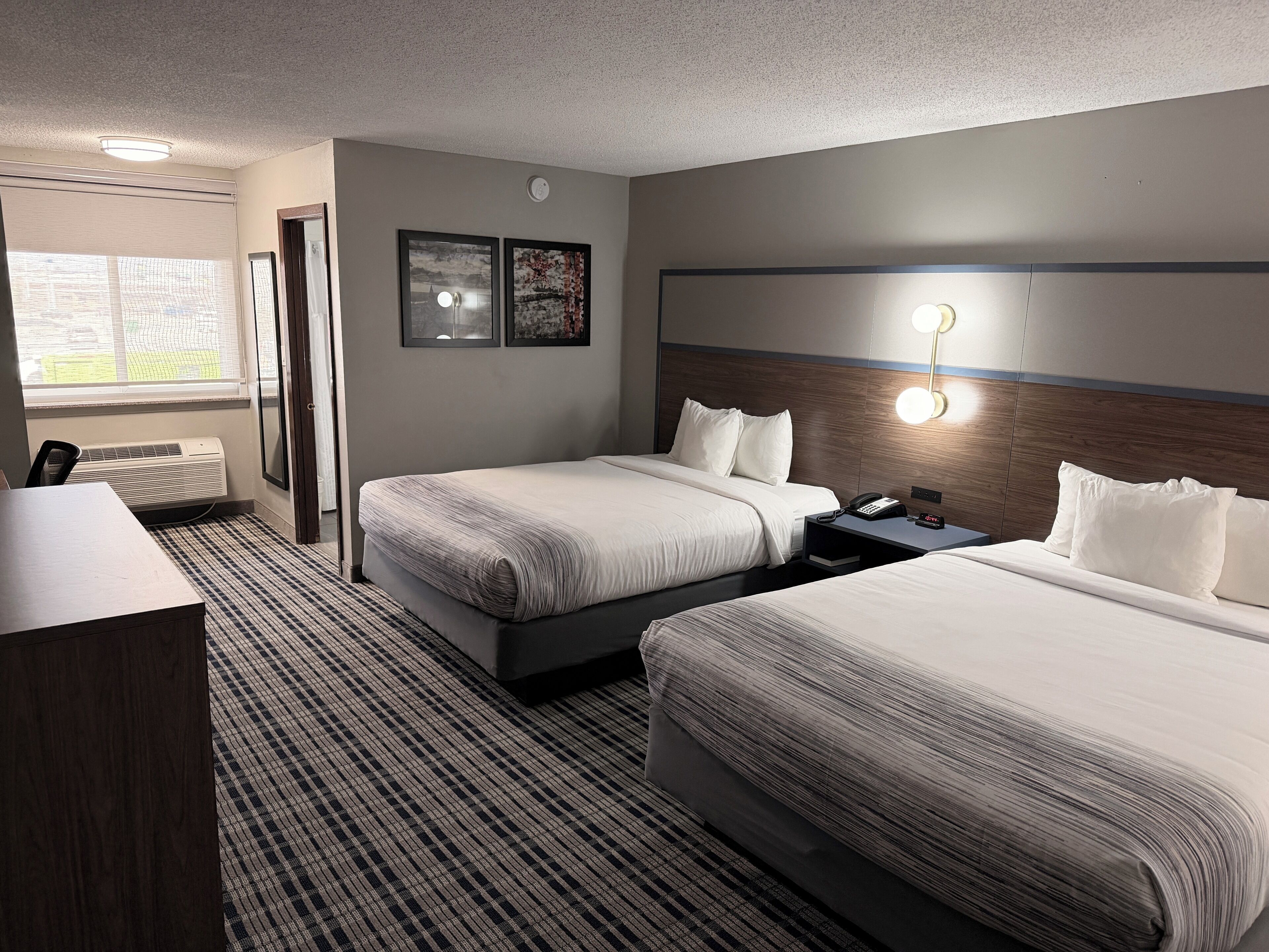 Bộ đồ giường cao cấp, nệm có lớp đệm bông 