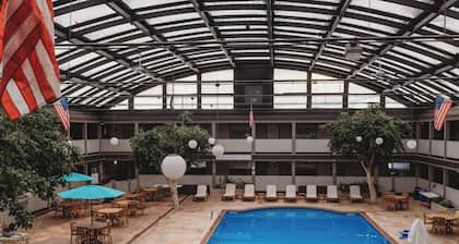 Clarion Inn