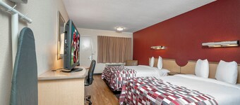 Red Roof Inn Philadelphia - Oxford Valley