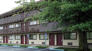 Exterior - Red Roof Inn Philadelphia - Oxford Valley (Langhorne)
