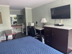 Habitación individual Deluxe | Escritorio, tabla de planchar con plancha y wifi gratis