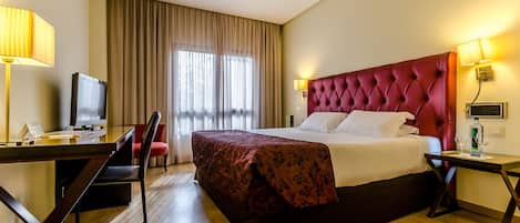 Cubrecamas, colchones Select Comfort y minibar