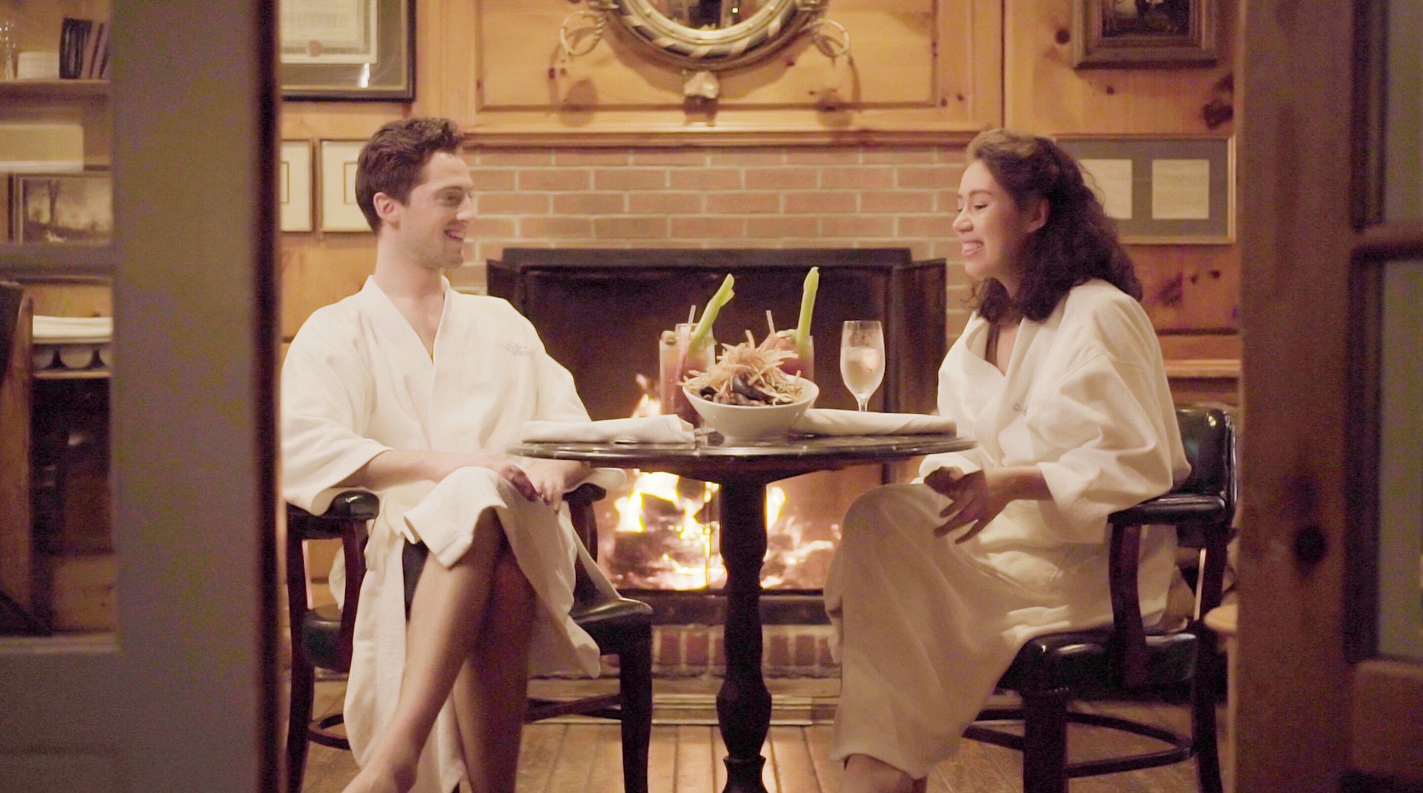 serves lunch and dinner