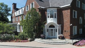Front of property - The Spa at Norwich Inn (Norwich)