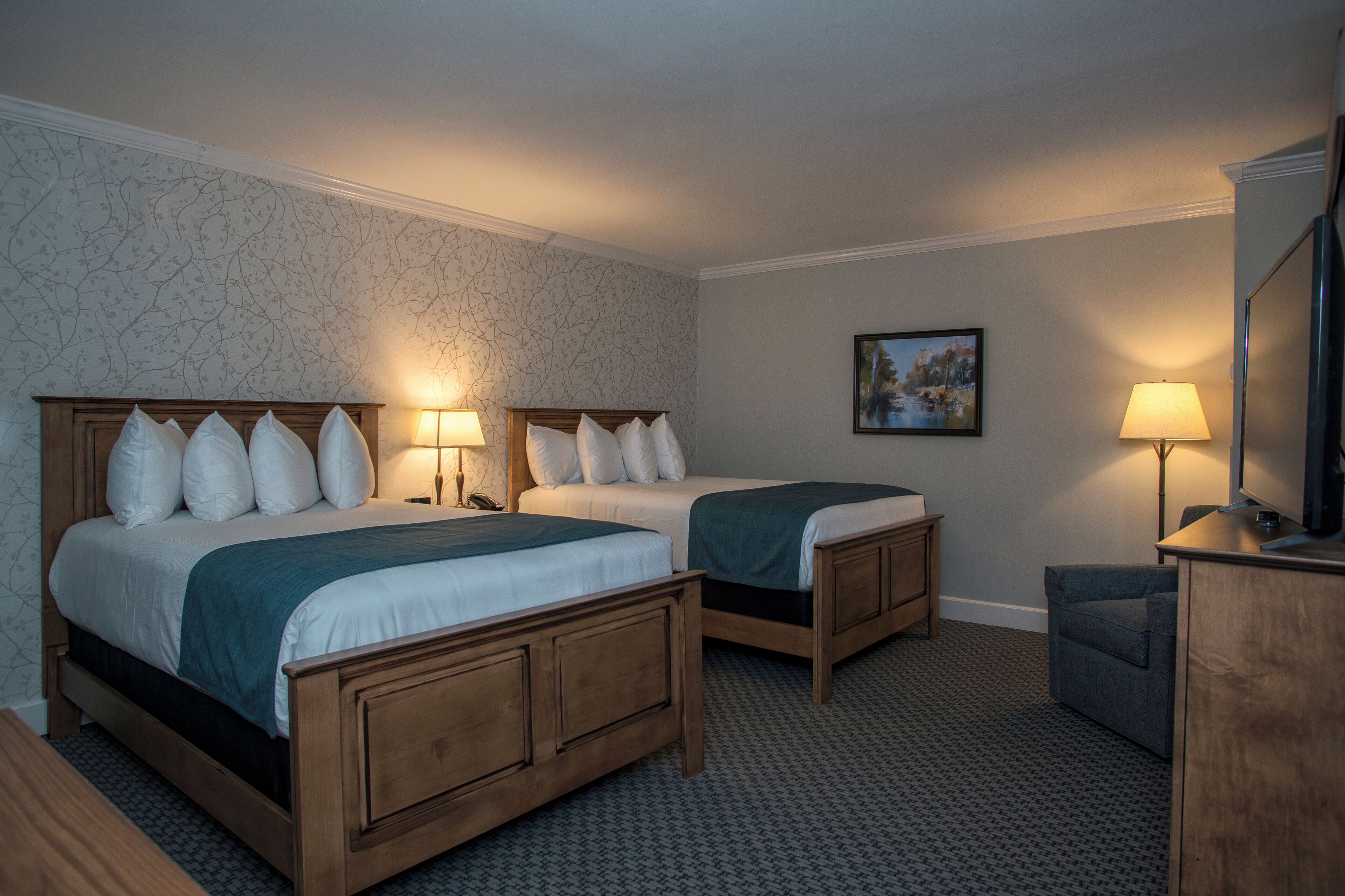 Quarto standard, 2 camas de casal | Roupas de cama antialérgicas, cofres nos quartos