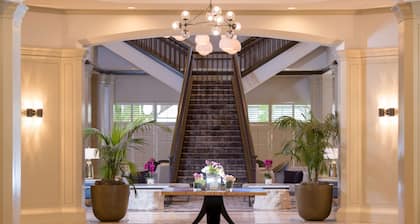 DoubleTree by Hilton Hotel San Diego - Mission Valley