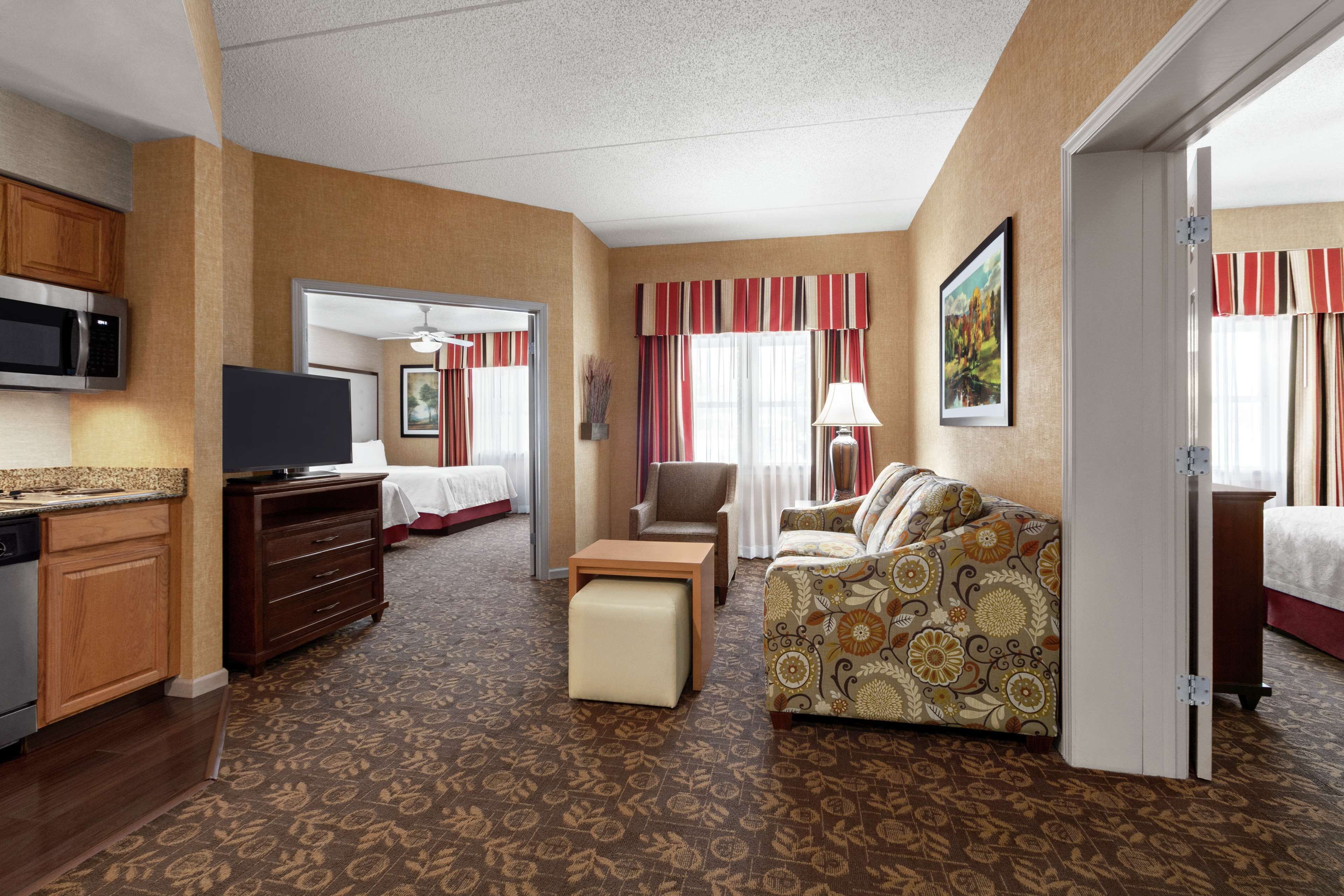 suite, multiple beds, non smoking | premium bedding, pillow-top beds, in-room safe, laptop workspace