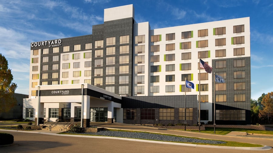 Courtyard by Marriott Edina Bloomington