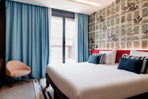 Suite, 1 King Bed, Terrace | Vista do quarto