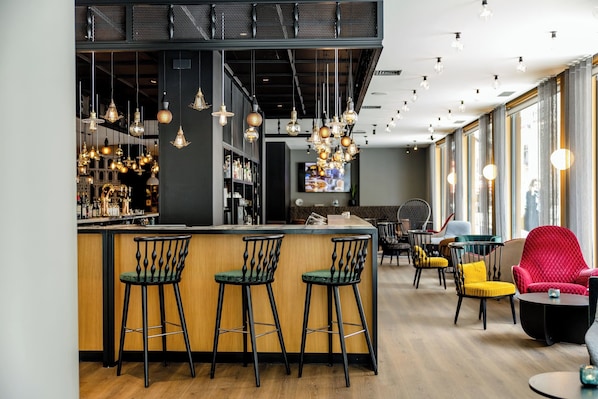 Bar (en el alojamiento)