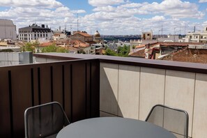 The One with Terrace | Quang cảnh từ phòng