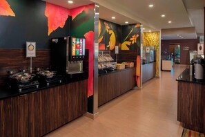 Déjeuner continental gratuit tous les jours