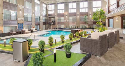 Sandman Hotel Edmonton West