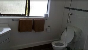 Bathroom - Airport Travel Air Motor Inn (Auckland)