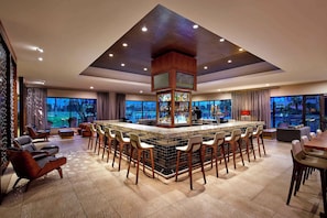 Pool views, serves lunch, dinner, and happy hour