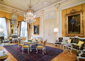 1 bedroom, premium bedding, pillow-top beds, minibar