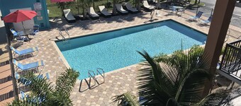 Days Inn by Wyndham Sarasota Bay