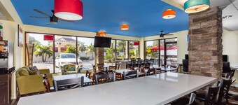 Days Inn by Wyndham Sarasota Bay