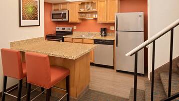 Loft, 2 chambres | Cuisine privée