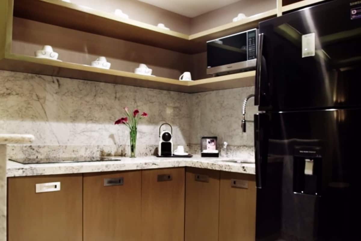 premium loft | private kitchen | espresso maker