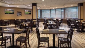 Dining - Sheraton Inner Harbor Hotel (Baltimore)