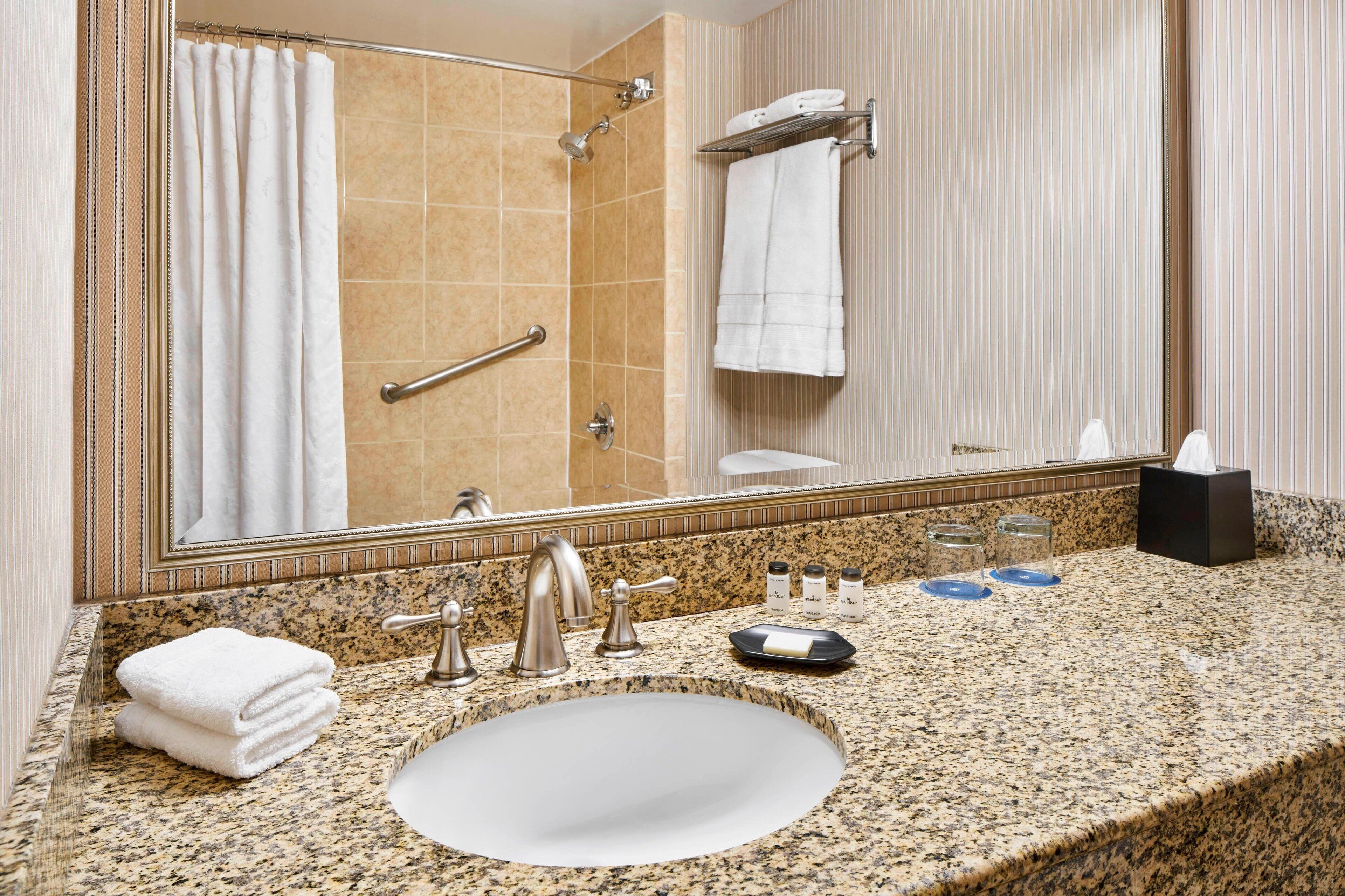 Photo - Sheraton Inner Harbor Hotel