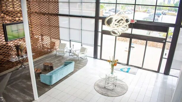 Front of property - Punta Gorda Waterfront Hotel and Suites (Punta Gorda)