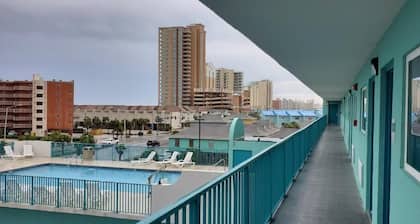 Beachside Resort Hotel